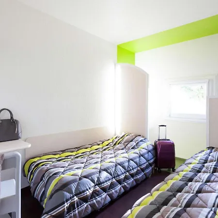 Hotelf1 Saint Etienne Est Croix Hotel 2*